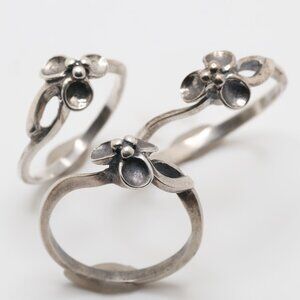 Vintage Sterling Silver Flower Ring